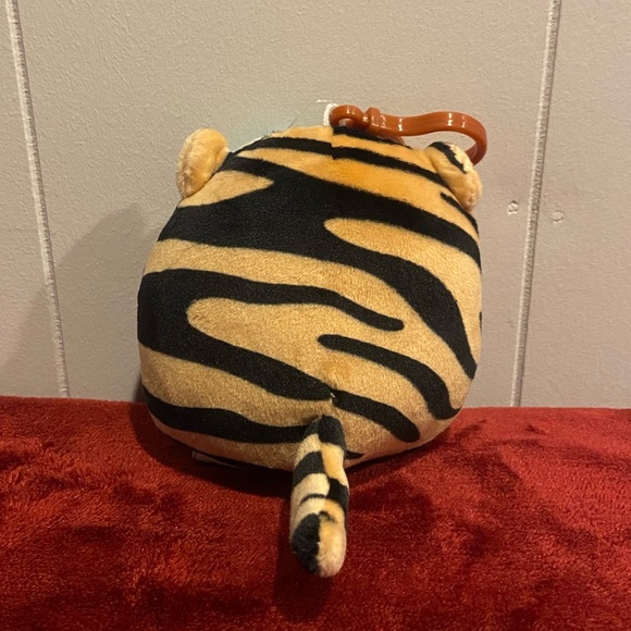 Tina the Tiger Squishmallow Clip - Picture 3 of 4
